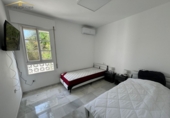 Chalet independiente con terreno en venta en Málaga ref: TR199747 foto