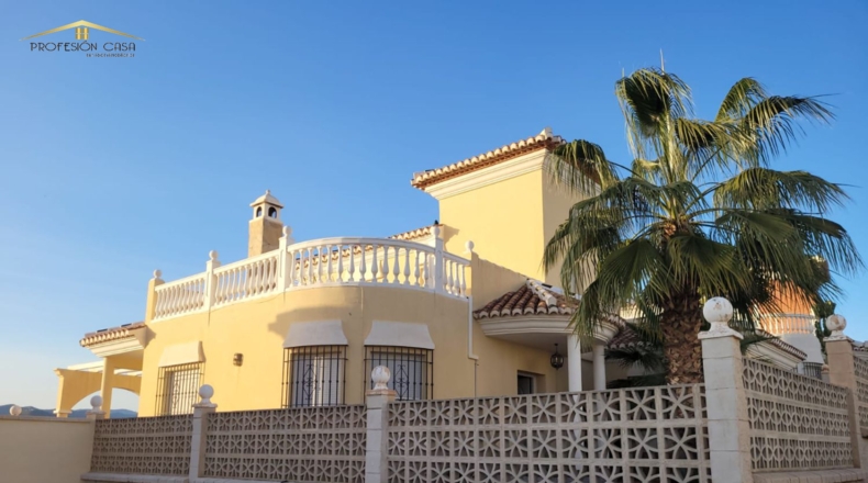 Málaga - Велес-Малага - 505m2