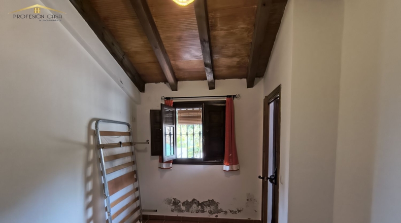 Málaga - Антекера - 23000m2