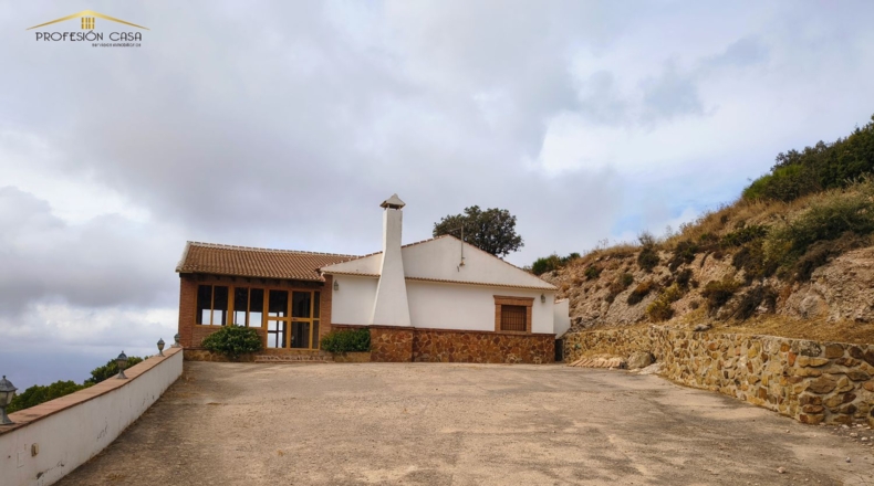 Málaga - Antequera - 24000m2