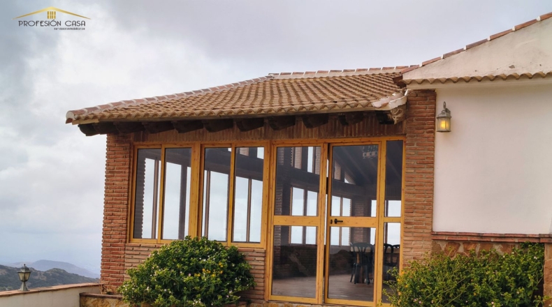 Málaga - Antequera - 24000m2
