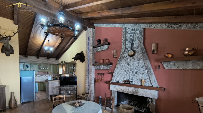 Málaga - Antequera - 24000m2