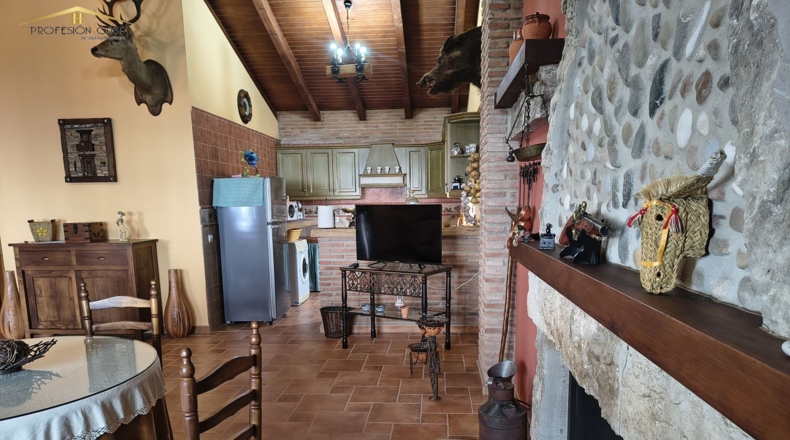 Málaga - Antequera - 24000m2