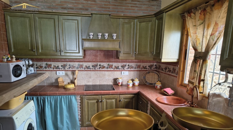 Málaga - Antequera - 24000m2
