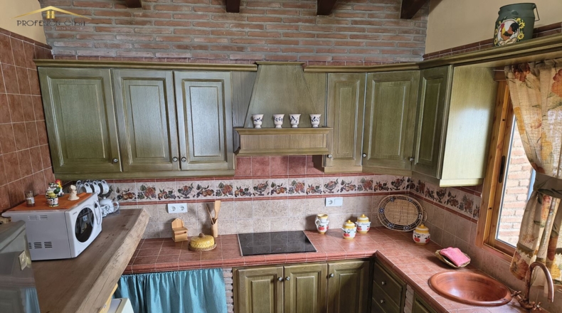 Málaga - Antequera - 24000m2