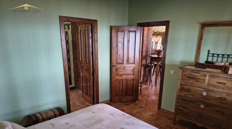 Málaga - Antequera - 24000m2