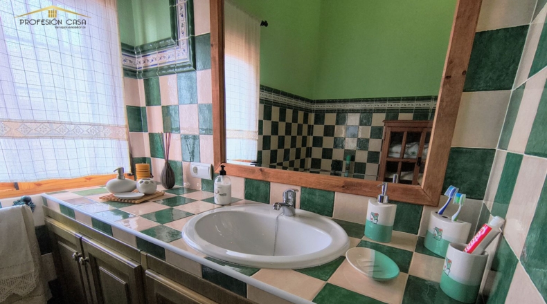 Málaga - Antequera - 24000m2