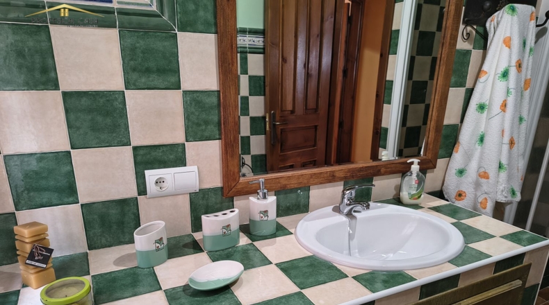 Málaga - Antequera - 24000m2