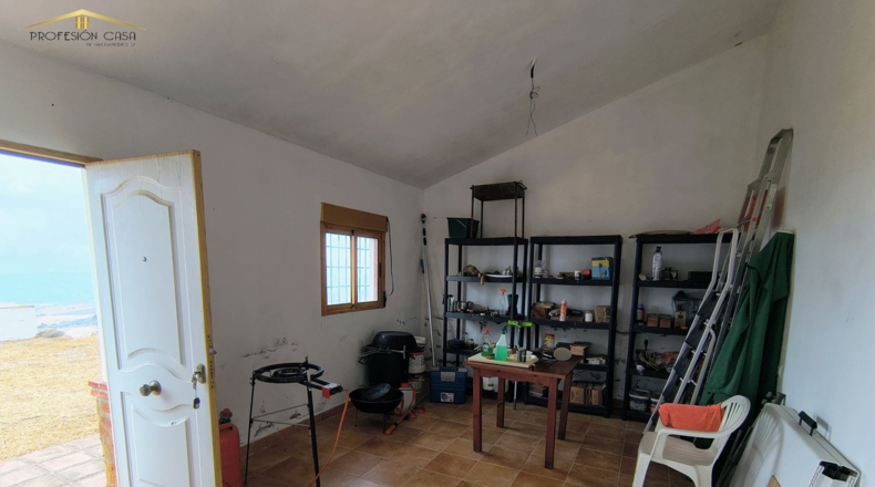 Málaga - Antequera - 24000m2