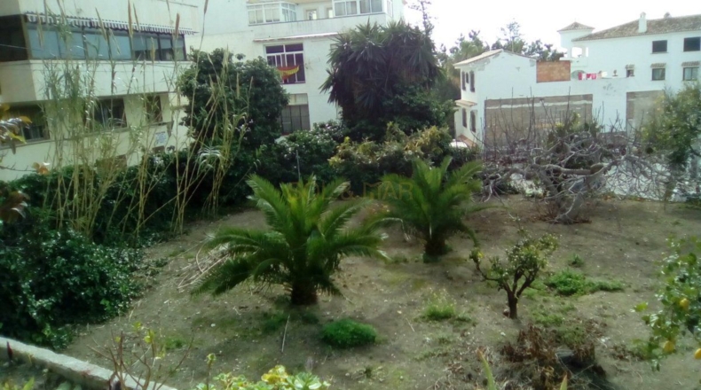 Málaga - Arroyo de la Miel - 1600m2