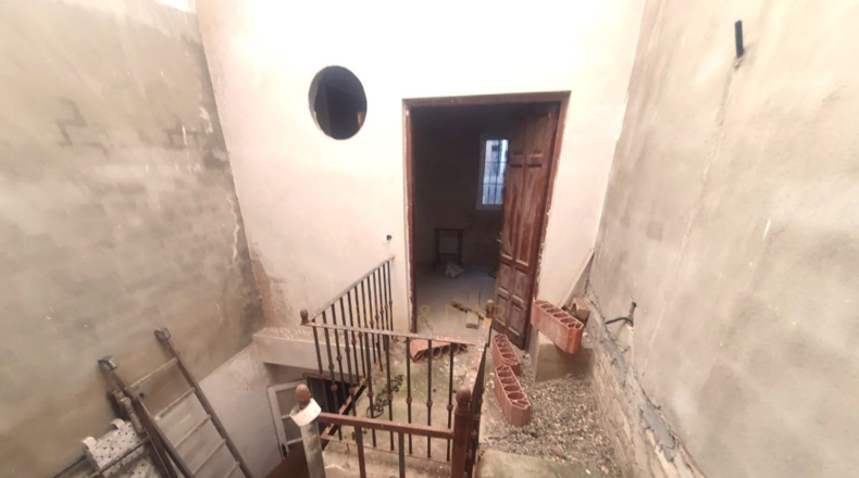 Sevilla - Guillena - 210m2