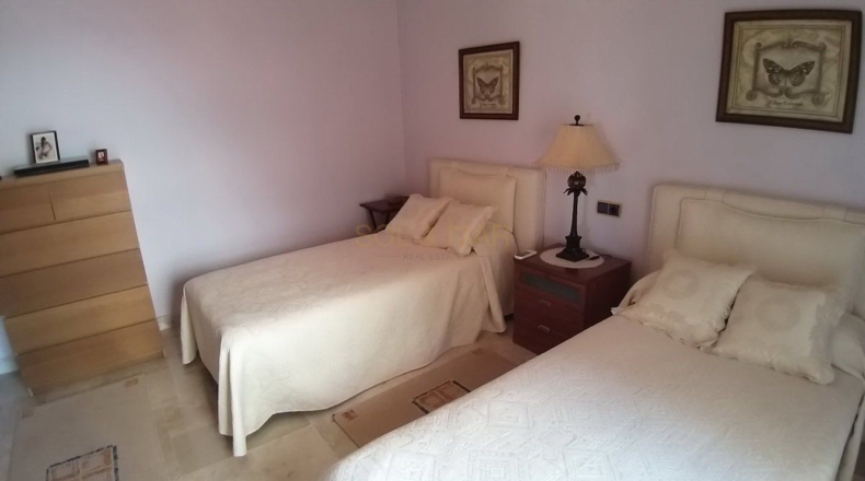 Málaga - Arroyo de la Miel - 680m2