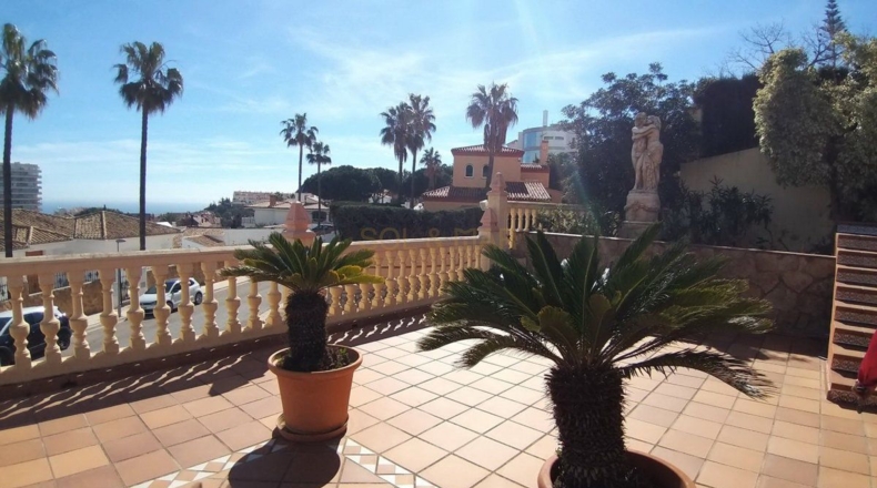 Málaga - Arroyo de la Miel - 680m2