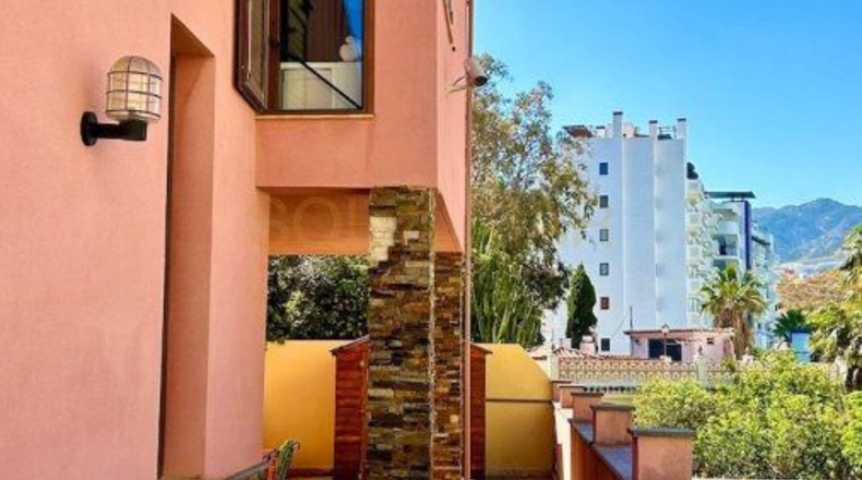 Málaga - Benalmádena Costa - 1000m2