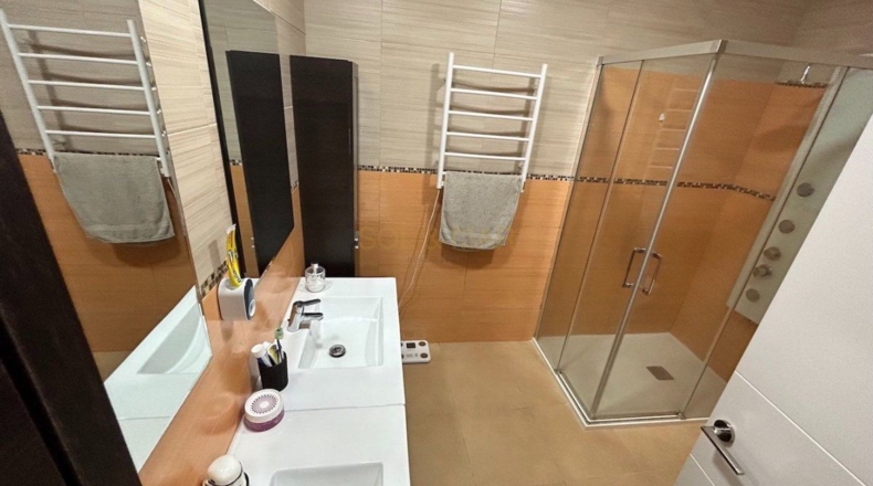 Málaga - Benalmádena Costa - 1000m2
