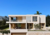 Вилла с участком на продажу в городе Benalmádena. Фото