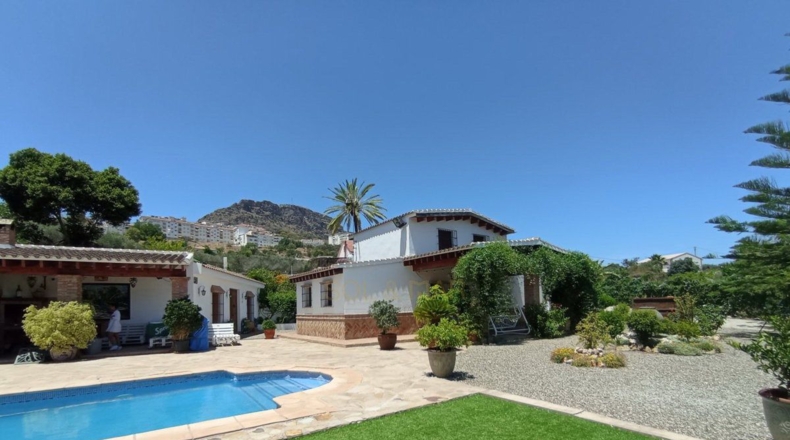 Málaga - Álora - 3700m2