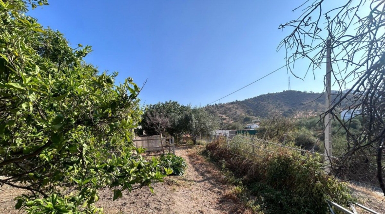 Málaga - Álora - 5700m2