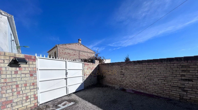 Málaga - Villanueva de Algaidas - 1000m2