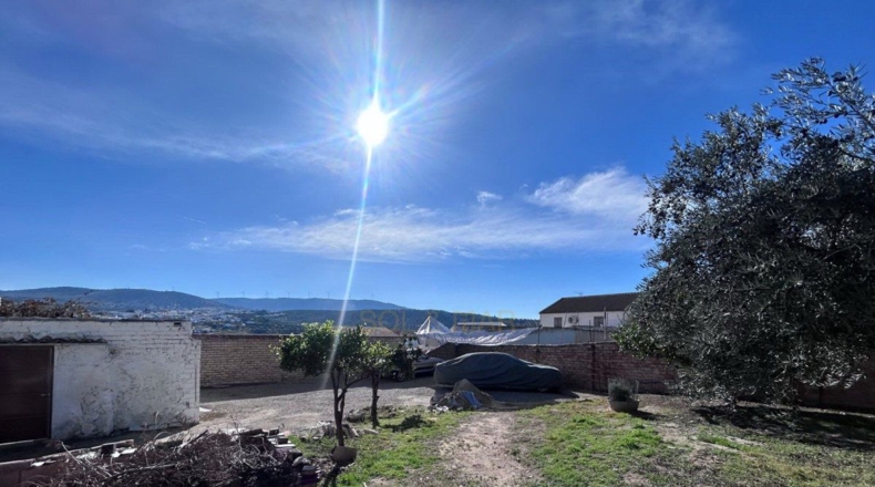 Málaga - Villanueva de Algaidas - 1000m2