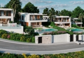 Вилла с участком на продажу в городе Benalmádena. Фото