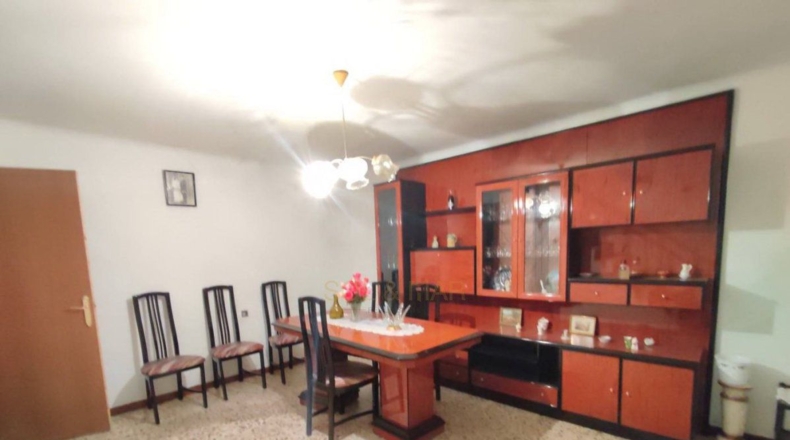 Granada - Loja - 320m2