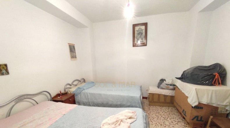 Granada - Loja - 320m2