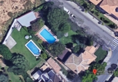 Xalet independent amb terreny en venda a Sevilla ref.: TR14650 foto