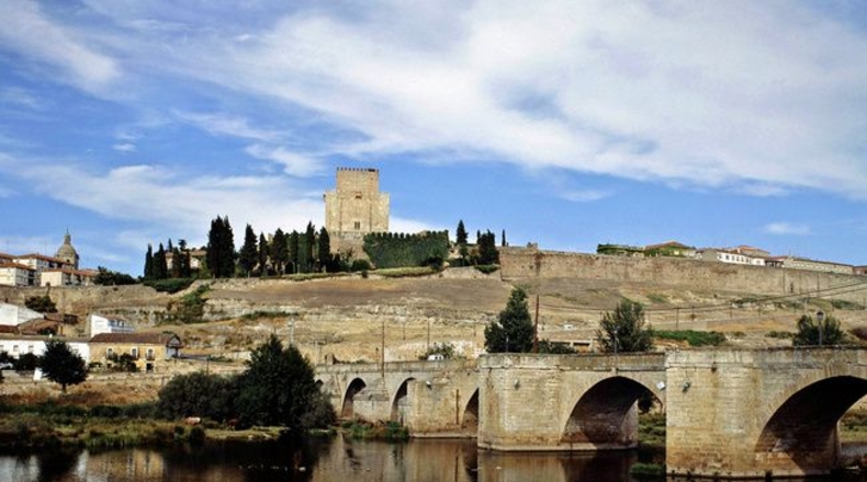 Salamanca - Ciudad Rodrigo - 838m2