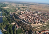 Casa de camp amb terreny en venda a Ciudad Rodrigo ref.: TR20984 foto