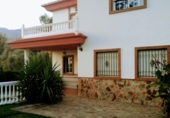 Chalet independiente con terreno en venta en Órgiva ref: TR75688 foto