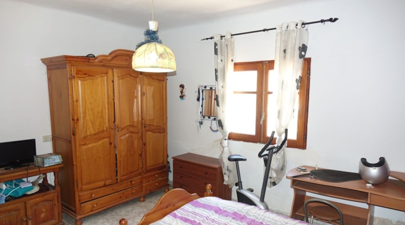 Granada - Órgiva - 887m2