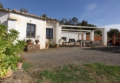 Chalet independiente con terreno en venta en Órgiva ref: TR180986 foto