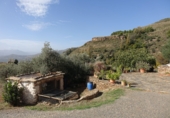 Chalet independiente con terreno en venta en Órgiva ref: TR180986 foto