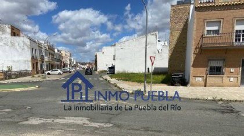 Sevilla - La Puebla del Río - 181m2