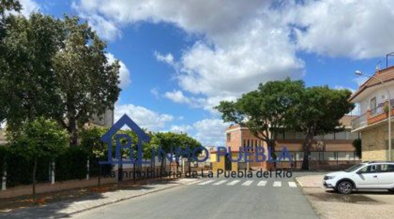Sevilla - La Puebla del Río - 181m2