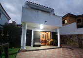 Xalet independent amb terreny en venda a San Cristóbal de La Laguna ref.: TR367066 foto