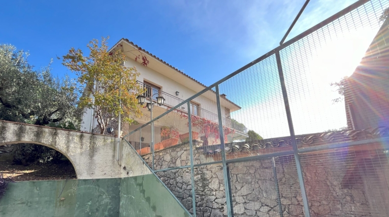 Barcelona - Santa Eulàlia de Ronçana - 1094m2