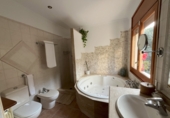 Chalet independiente con terreno en venta en Santa Eulàlia de Ronçana ref: TR108689 foto
