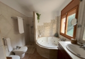 Chalet independiente con terreno en venta en Santa Eulàlia de Ronçana ref: TR108689 foto