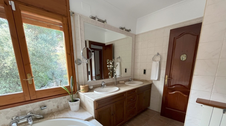 Barcelona - Santa Eulàlia de Ronçana - 1094m2
