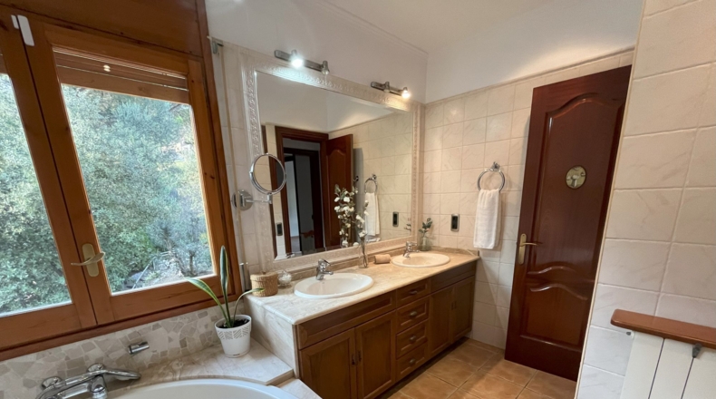 Barcelona - Santa Eulàlia de Ronçana - 1094m2