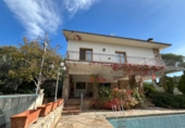 Chalet independiente con terreno en venta en Santa Eulàlia de Ronçana ref: TR108689 foto