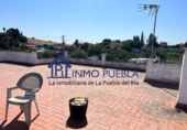 Chalet independiente con terreno en venta en Coria del Río ref: TR322376 foto