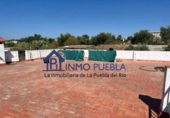 Chalet independiente con terreno en venta en Coria del Río ref: TR322376 foto