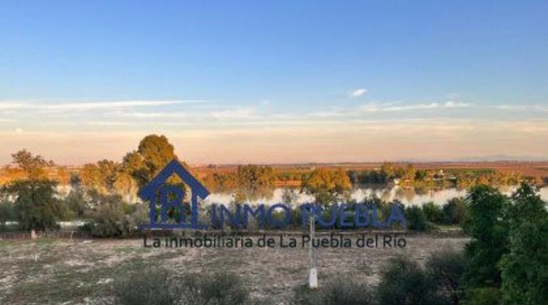 Sevilla - Ла-Пуэбла-дель-Рио - 206m2