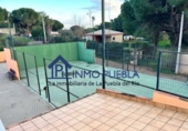 Chalet independiente con terreno en venta en La Puebla del Río ref: TR369755 foto