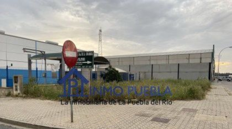 Sevilla - La Puebla del Río - 400m2