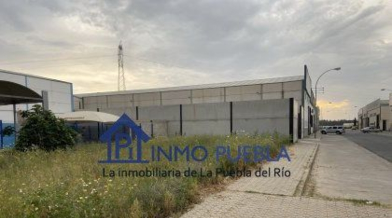 Sevilla - La Puebla del Río - 400m2