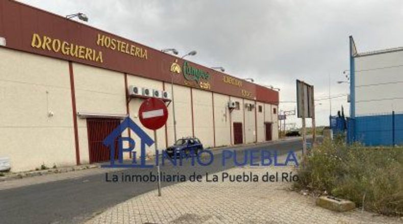 Sevilla - La Puebla del Río - 400m2